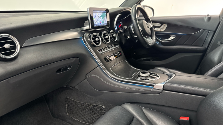 Mercedes-Benz GLC 220d 4Matic AMG Line Premium 5dr 9G-Tronic Diesel Estate